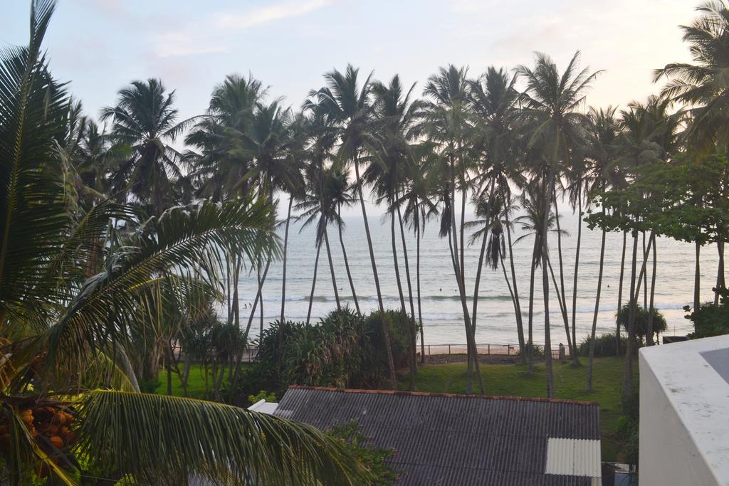 Surf Lanka Hotel Matara Exteriör bild